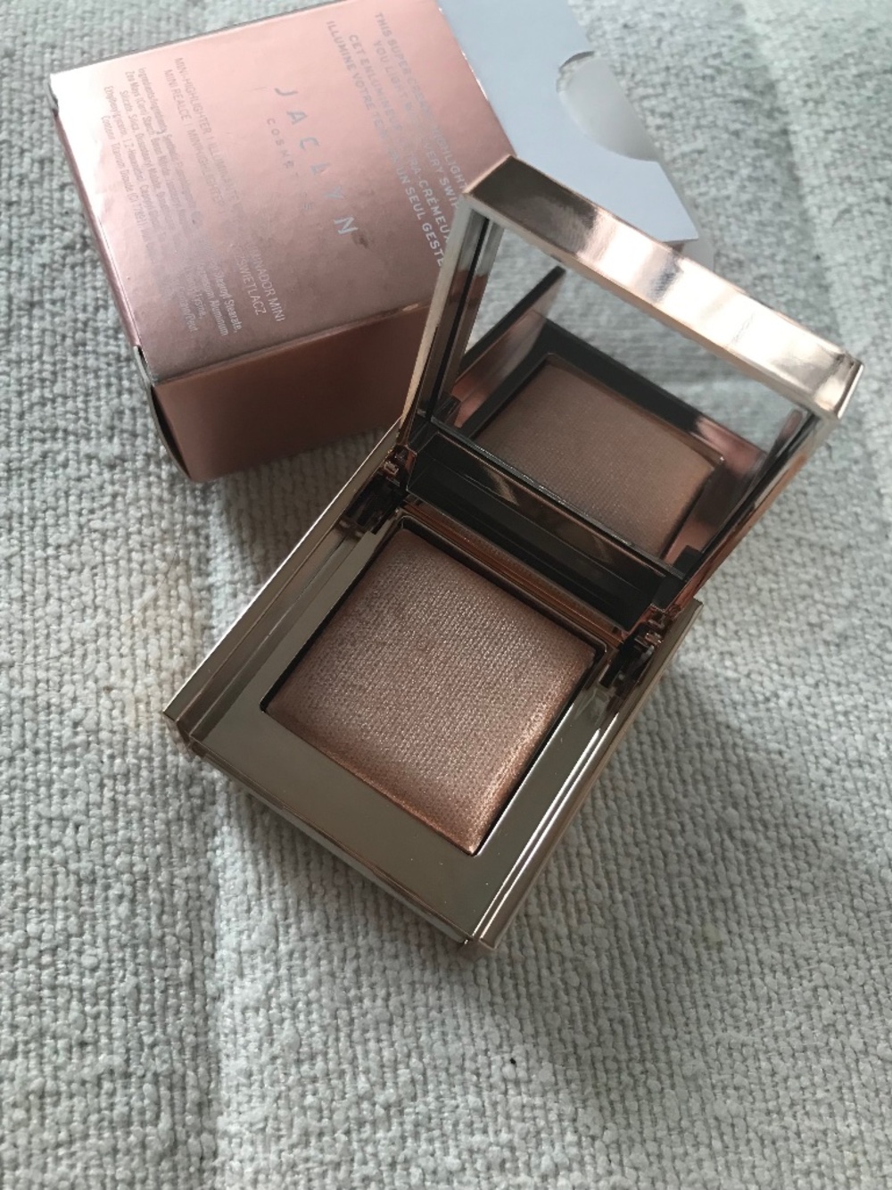 Jaclyn Cosmetics Accent Light Highlighter Illuminator "Iced" Mini - NEW in box